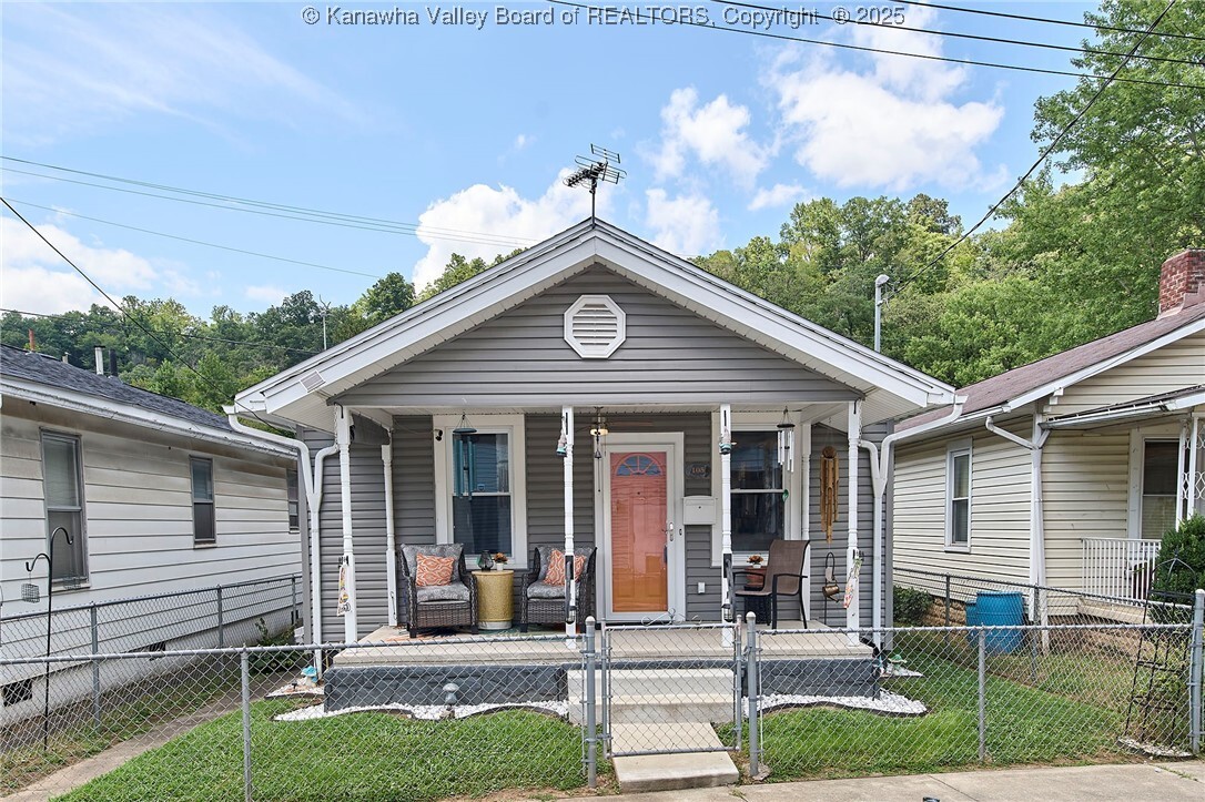 Property Photo:  105 Arlington Avenue  WV 25302 