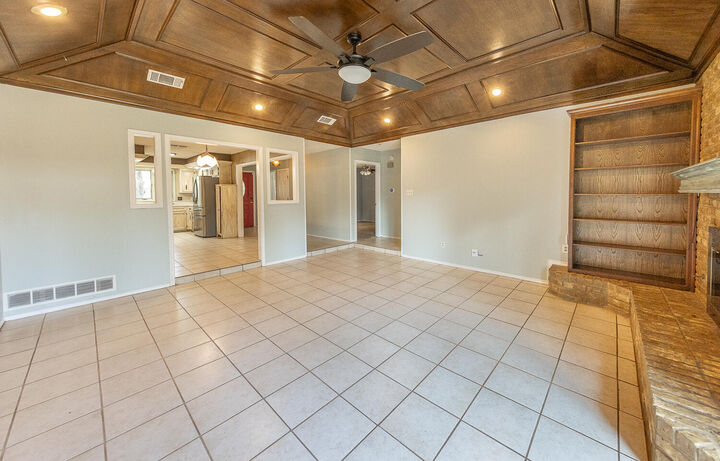 Property Photo: 5712 89th Street TX 79424