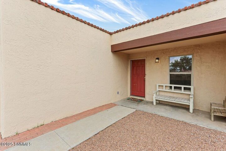 Property Photo: 2620 Ardis Drive NM 88011