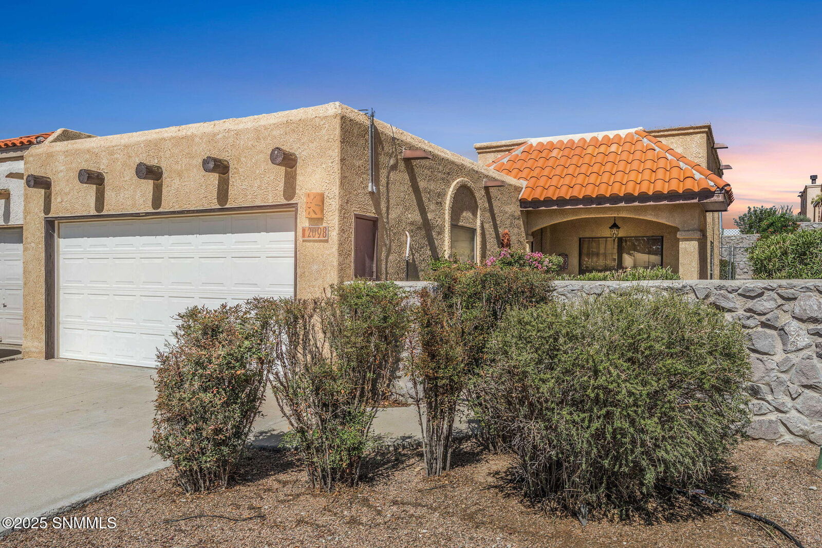 Property Photo: 2098 Pine Needle Way NM 88012