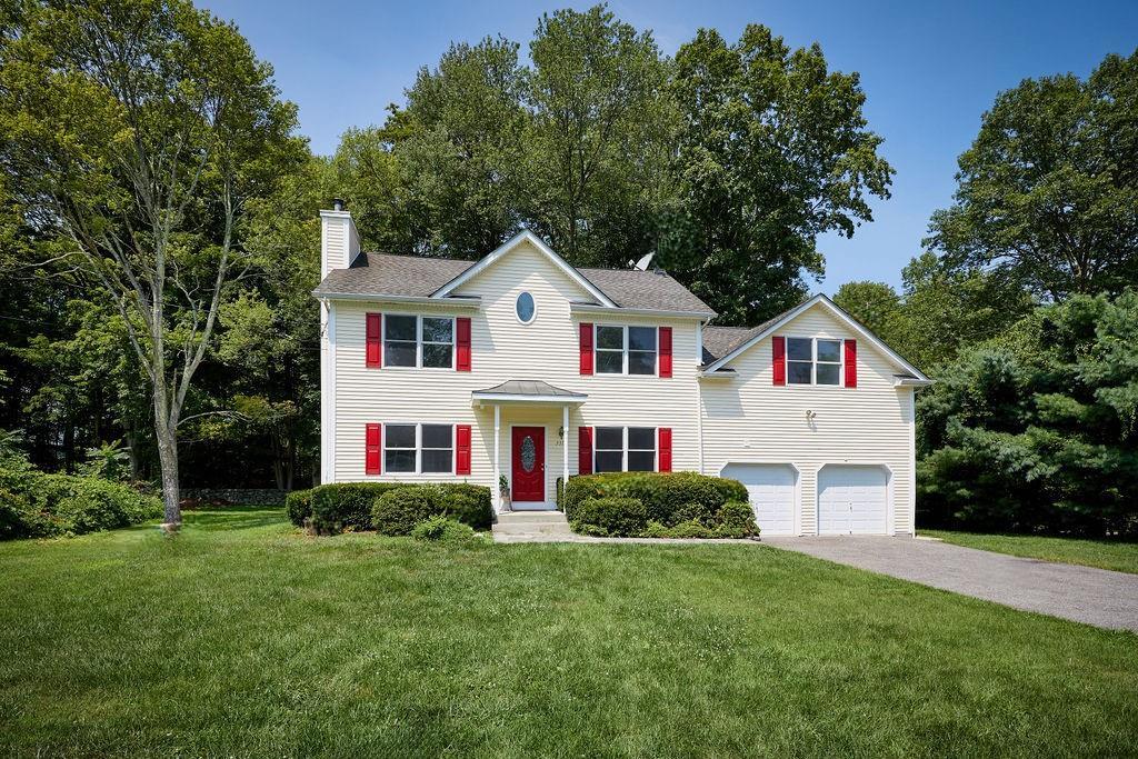 Property Photo:  331 Overlook Court  NY 10512 