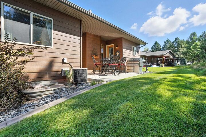 Property Photo: 6533 Muirfield Drive SD 57702