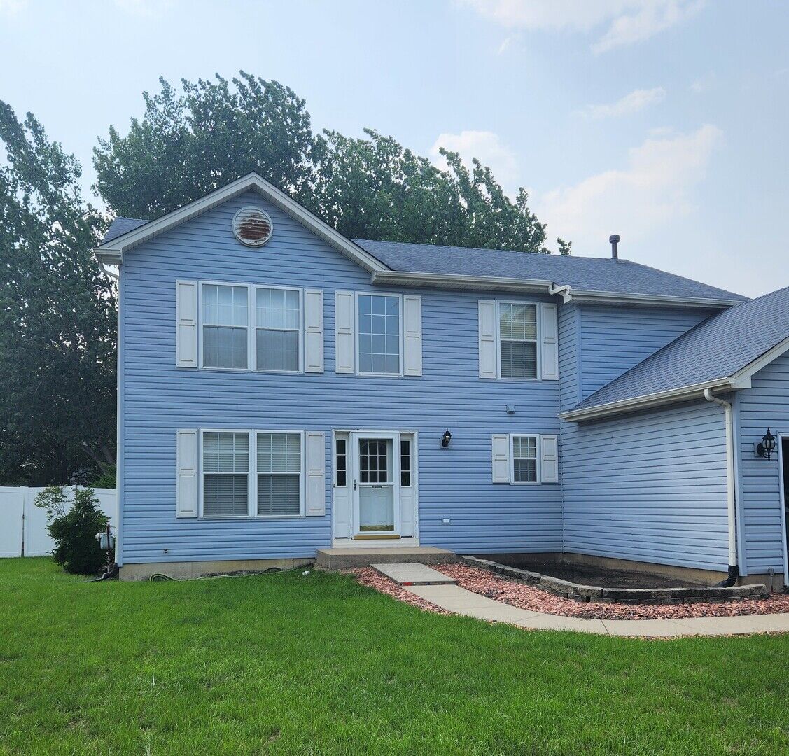 Property Photo:  213 Savoy Drive  IL 60404 