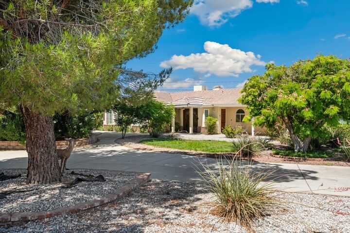 Property Photo: 14168 Rincon Road CA 92307