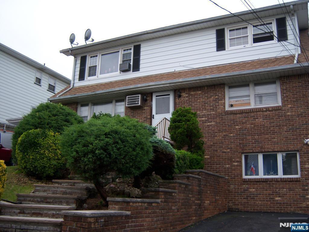 Property Photo:  51 Haverhill Avenue 1  NJ 07424 