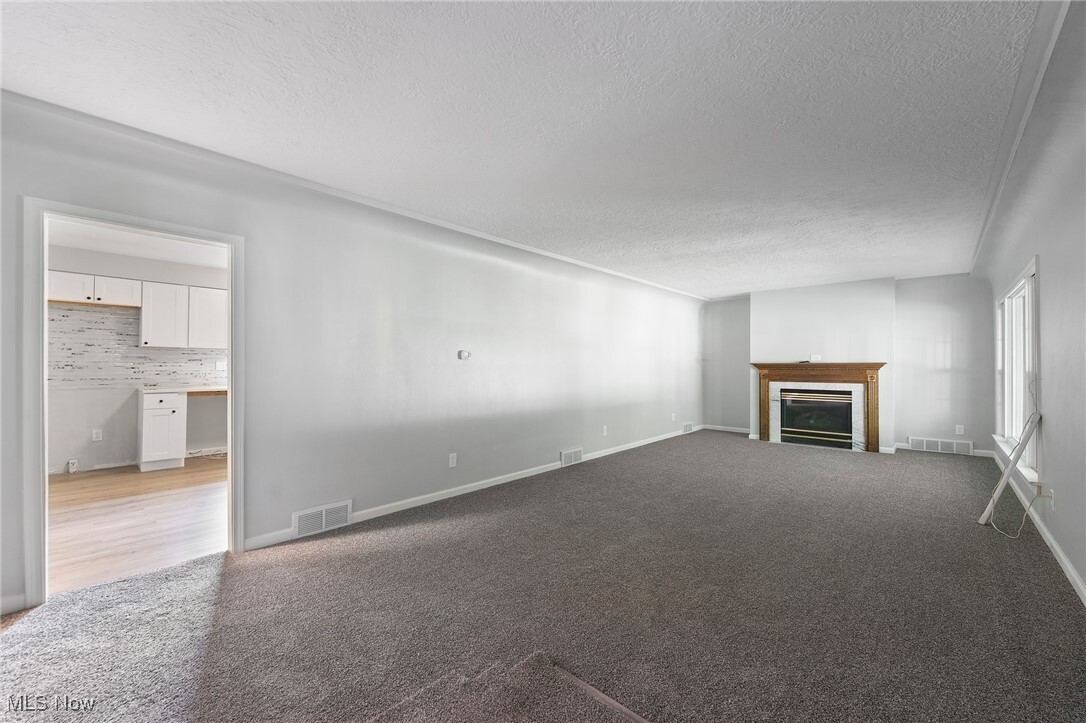 Property Photo:  3510 E Heights Street SE  OH 44484 