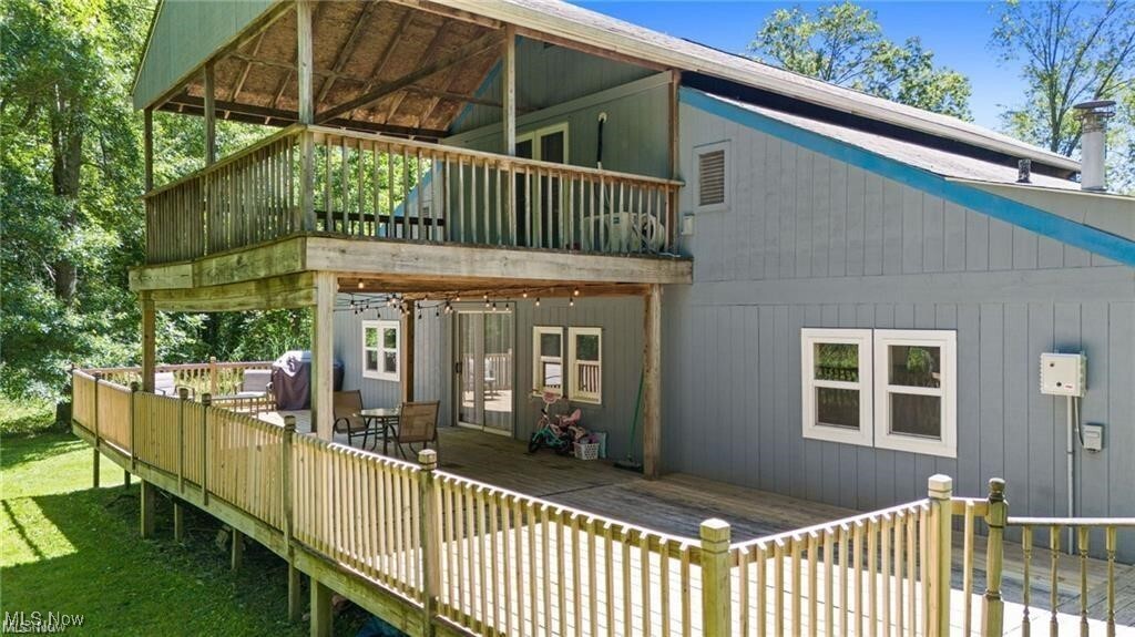 Property Photo:  10683 Knowlton Road  OH 44231 