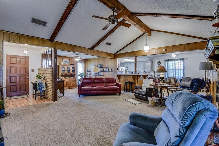 Property Photo:  108 Auburn Street  TX 75165 