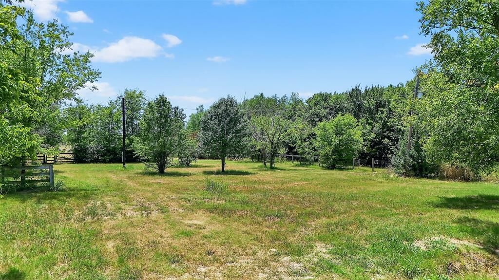 Property Photo:  398 Phillips Street  TX 76240 