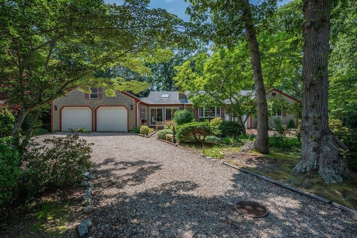 Property Photo:  25 Massasoit Trail  MA 02642 