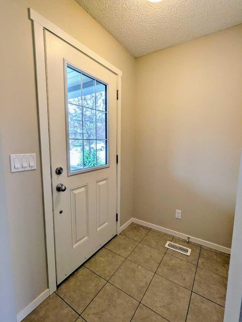 Photo de la propriété: 187 Evansborough Way NW AB T3P 0N5