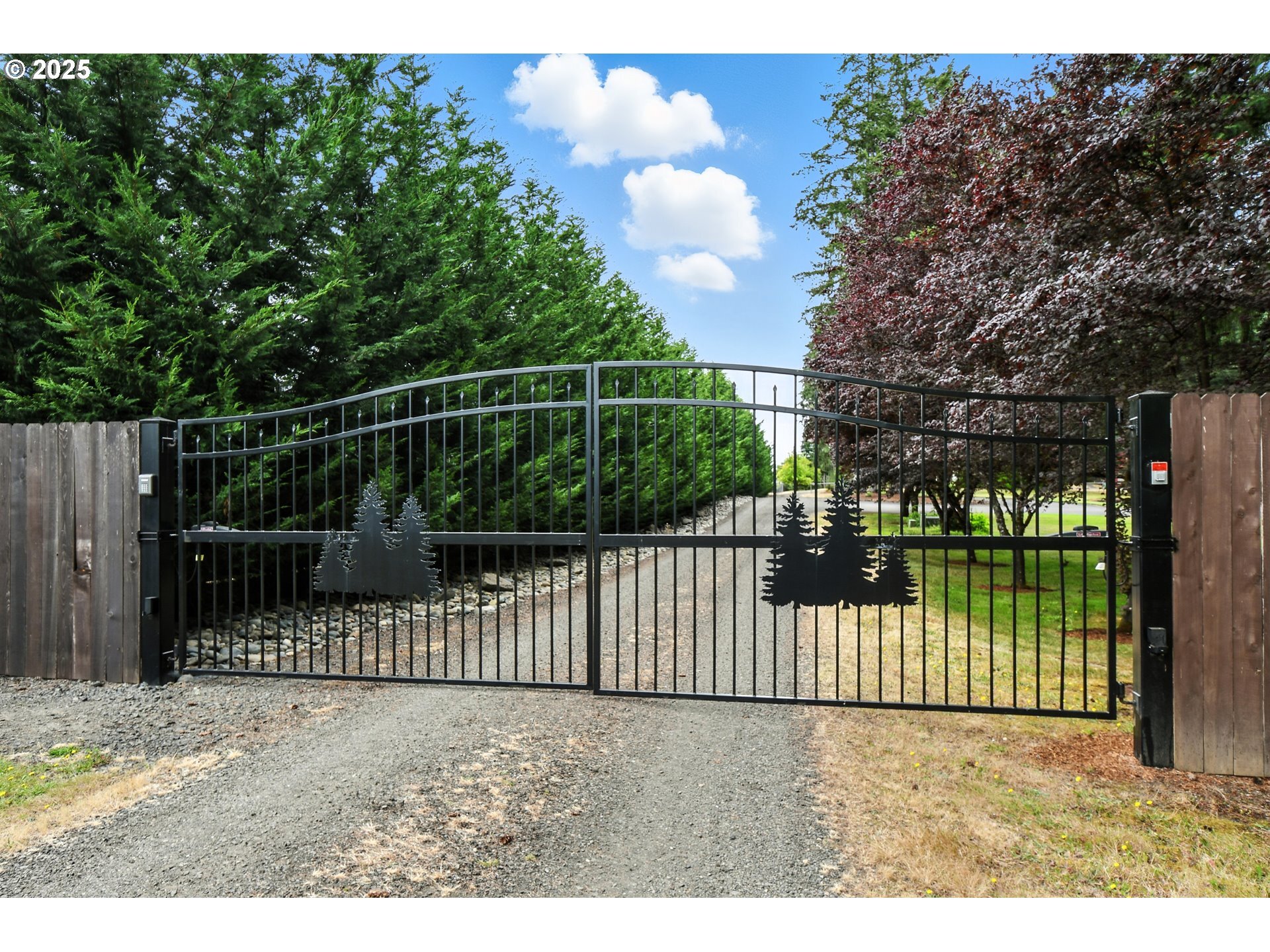 Property Photo: 5319 NE 129th Cir WA 98686