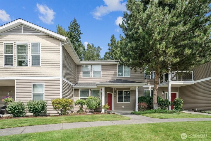 Property Photo: 12601 172nd Street E Jj102 WA 98374