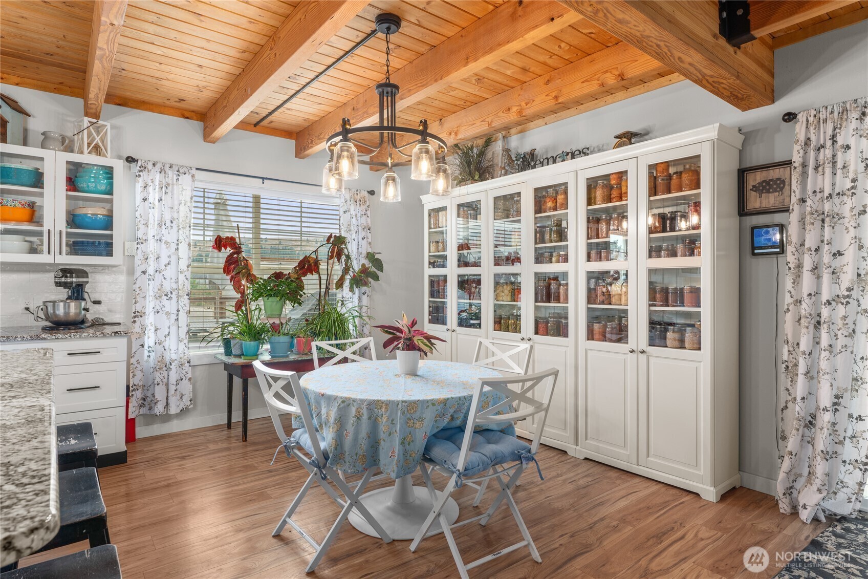 199  Twin Lakes Drive  Winthrop WA 98862 photo