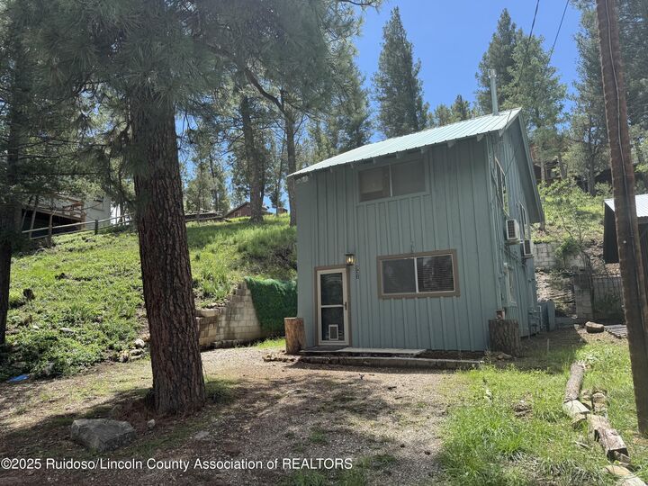 521 Fifth Street N  Ruidoso NM 88345 photo