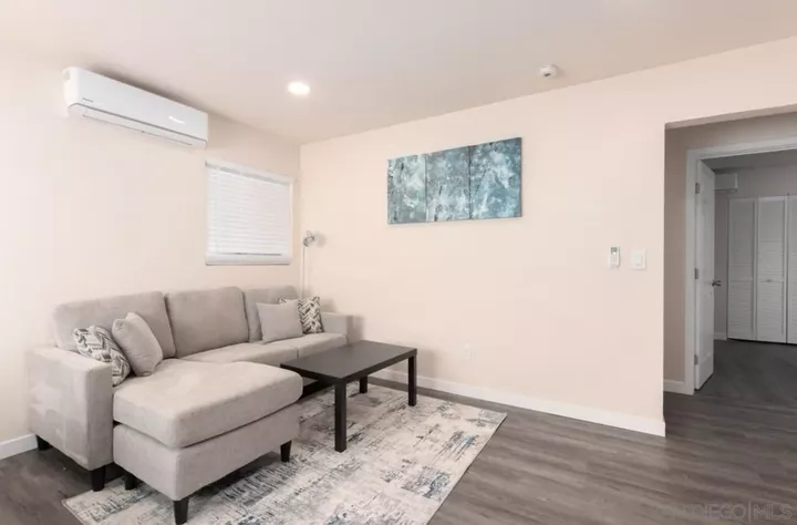 Property Photo: 2862 Franklin Ave CA 92113