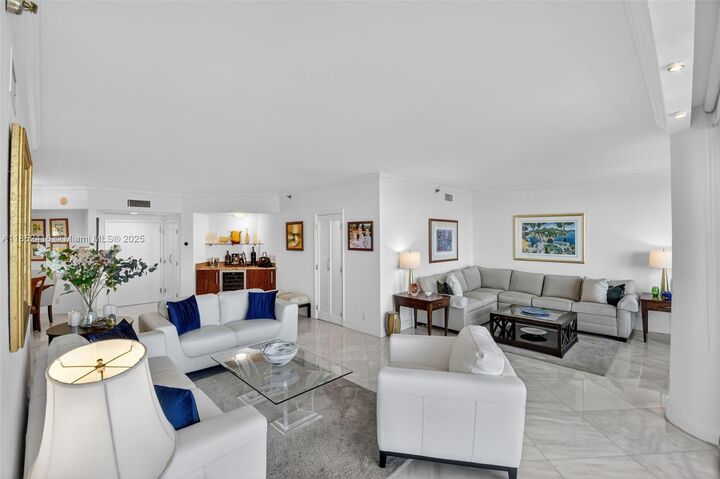 Property Photo:  3000 Island Blvd 505  FL 33160 