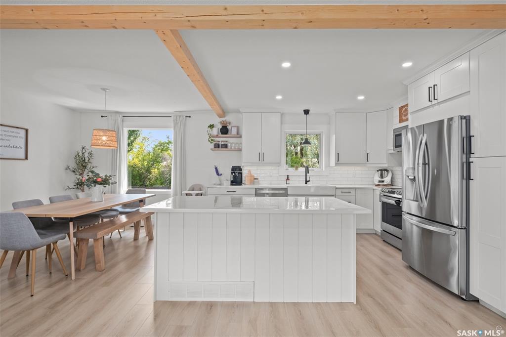 Property Photo: 840 Chester Place SK S6V 6Y8