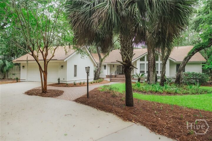 6 Pelham Road  Savannah GA 31411 photo