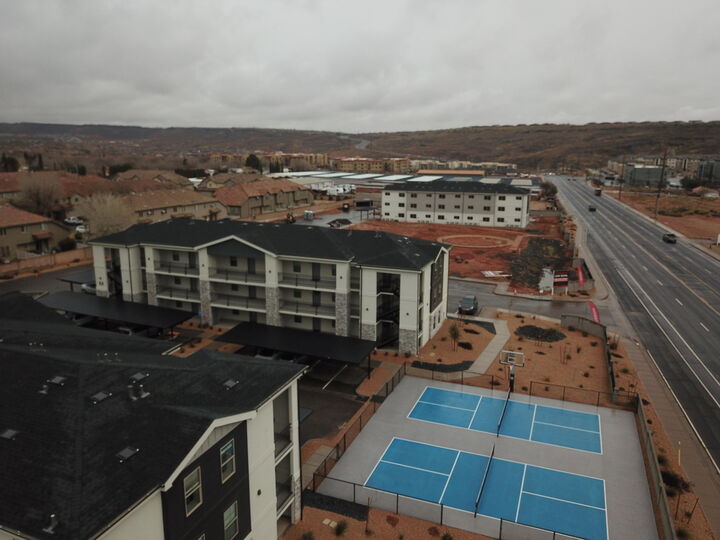 Property Photo: 1167 E Telegraph #C204 UT 84780