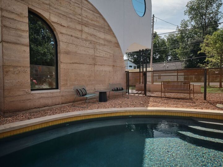 Property Photo:  2201 Garden St  TX 78702 
