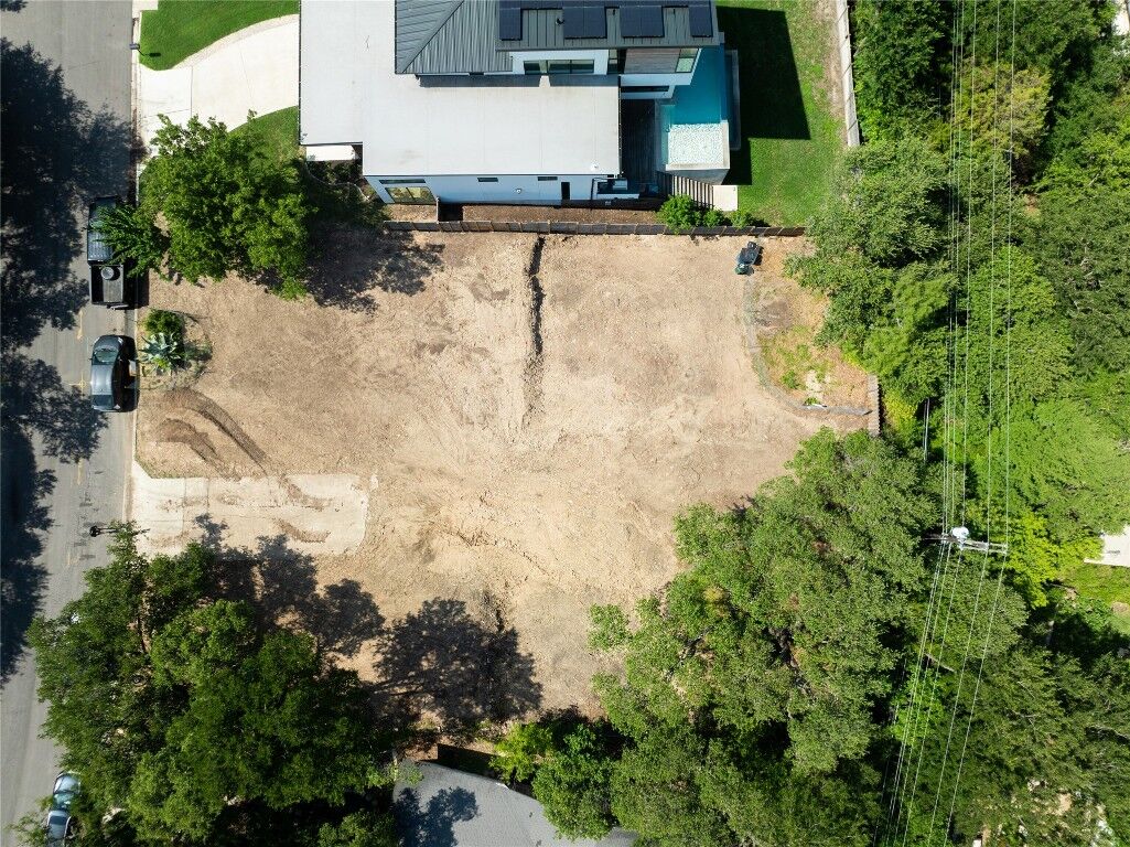 Property Photo:  1902 Westridge Drive  TX 78704 