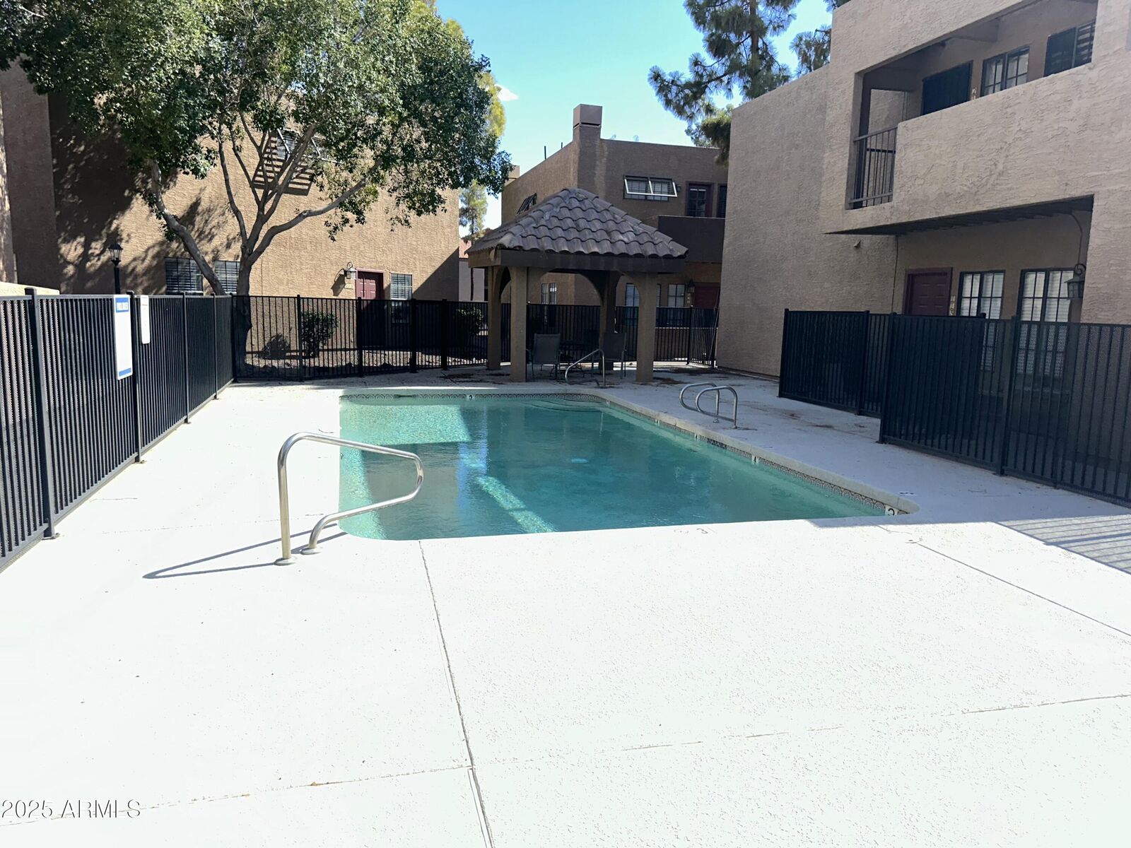 Property Photo: 1245 W 1st Street 123 AZ 85281