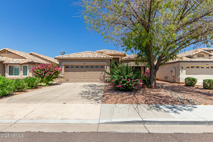 10268 W Potter Drive  Peoria AZ 85382 photo