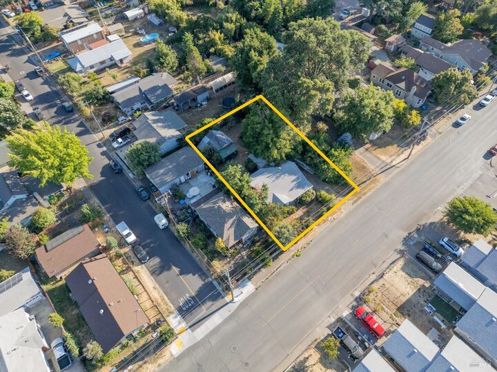 Property Photo:  283 E Valley Street  CA 95490 