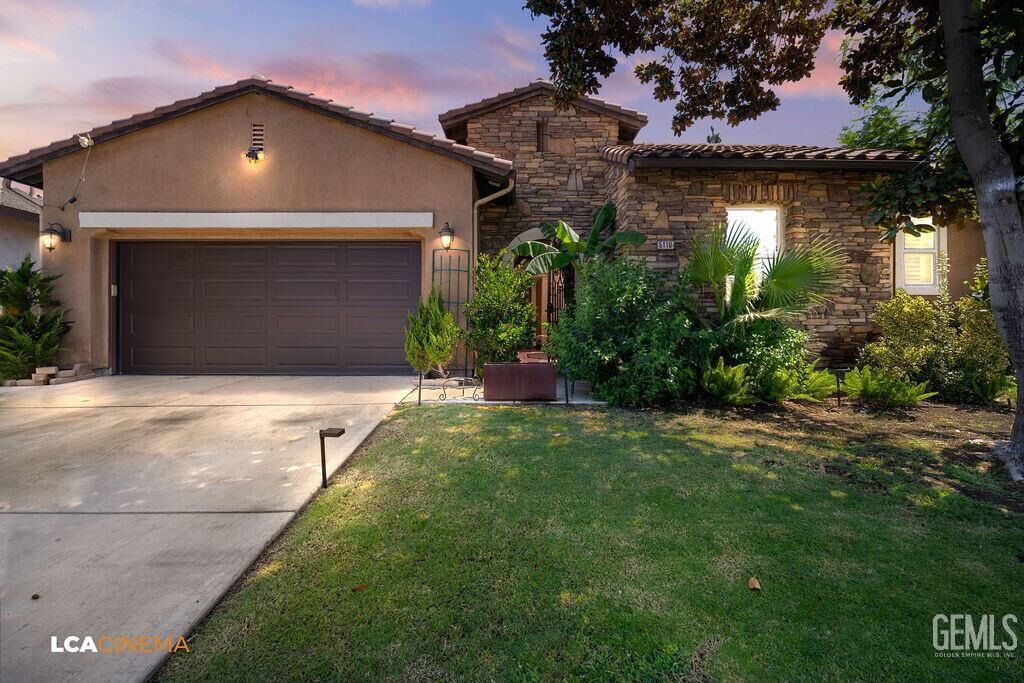 Property Photo:  5110 Boulder Creek Place  CA 93312 