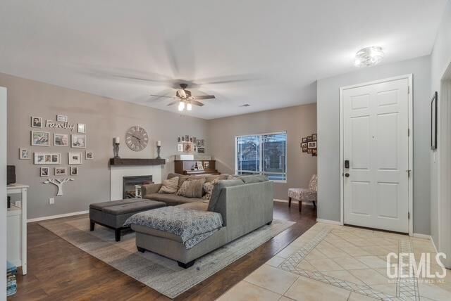 Property Photo: 11408 Presidential Road CA 93312