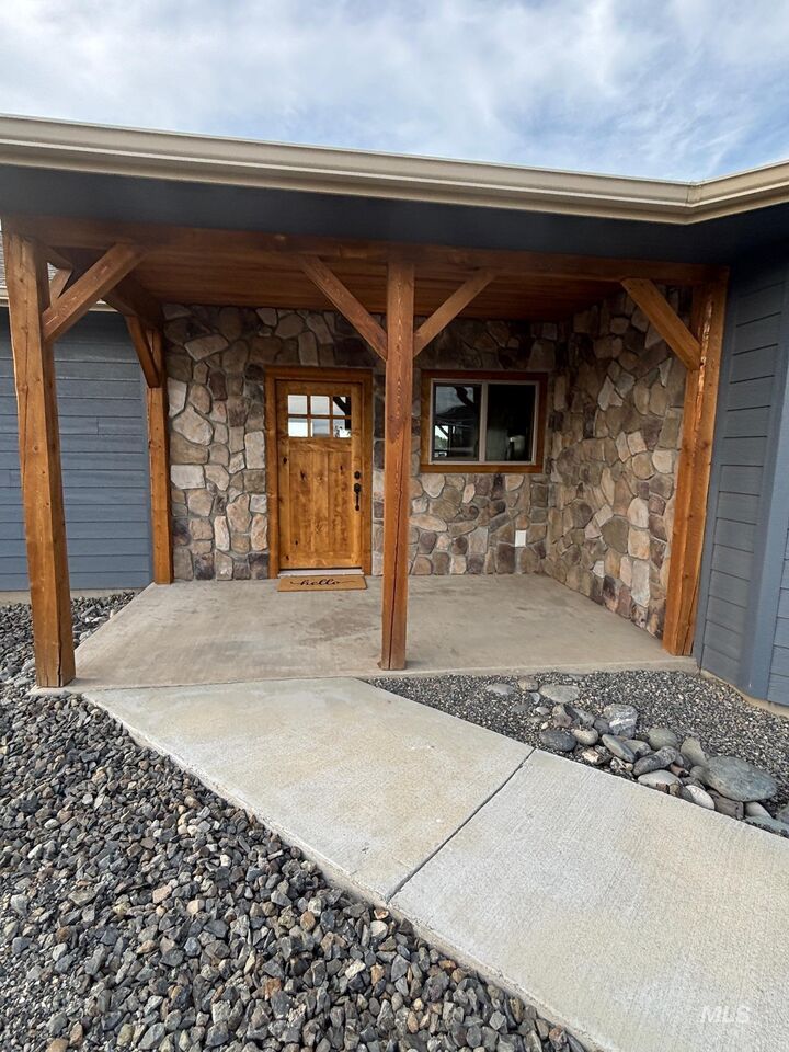 Property Photo:  2211 Powers Drive  ID 83501 