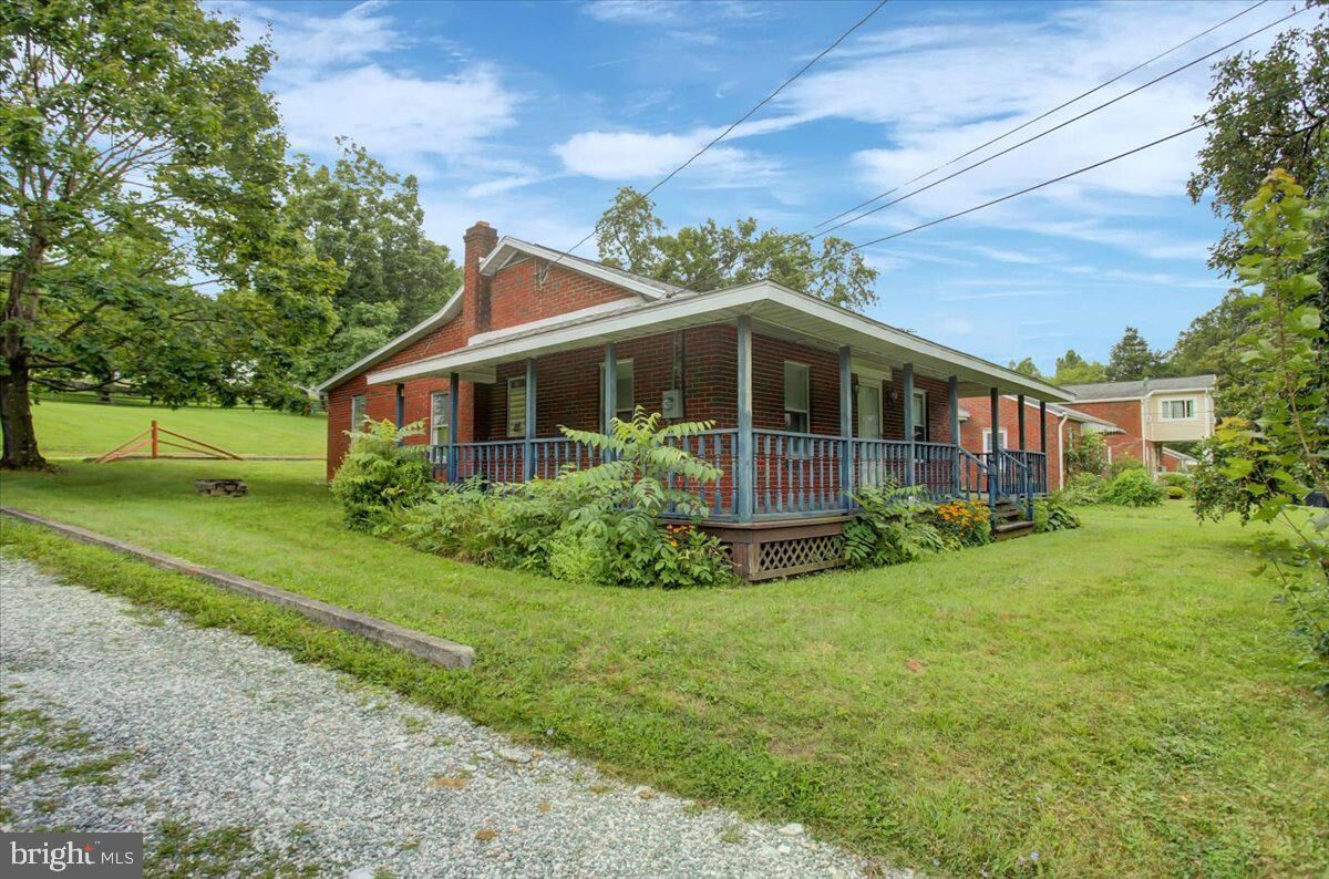 Property Photo: 14112 Buchanan Trail East PA 17268