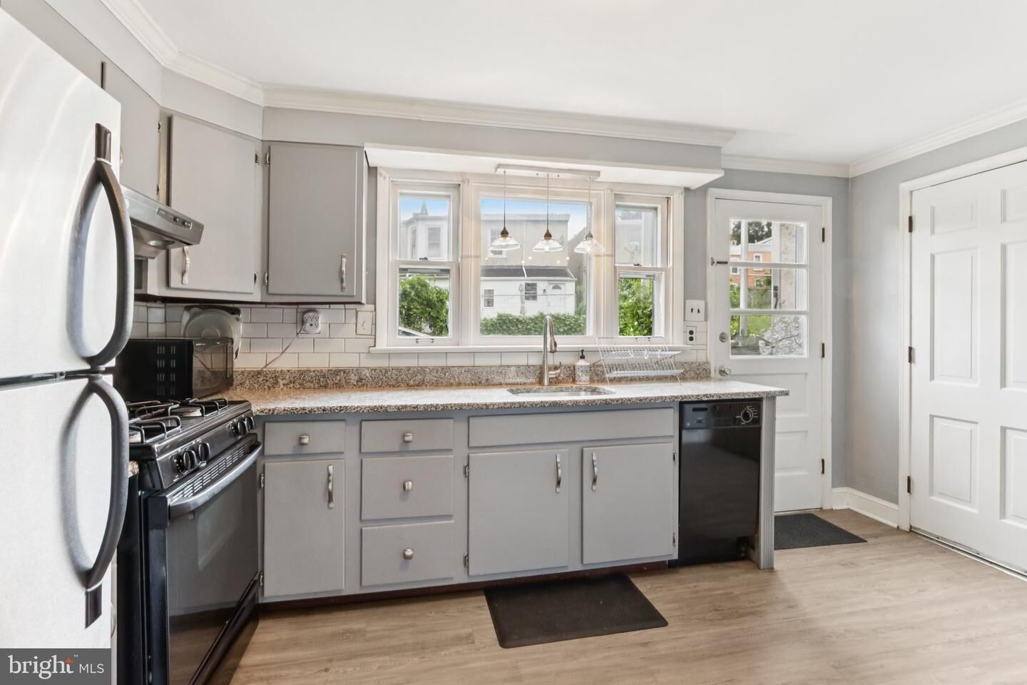Property Photo: 186 Conarroe Street PA 19127