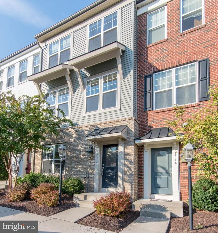 25514 Feltre Terrace  Chantilly VA 20152 photo