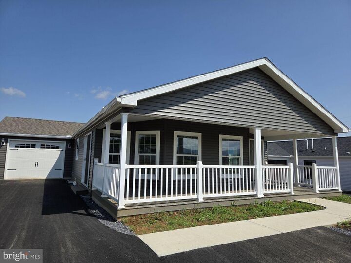 19 Burke Drive  Shippensburg PA 17257 photo