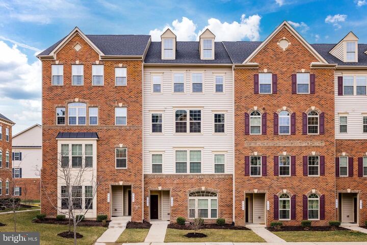 7071 Darbey Knoll Drive  Gainesville VA 20155 photo