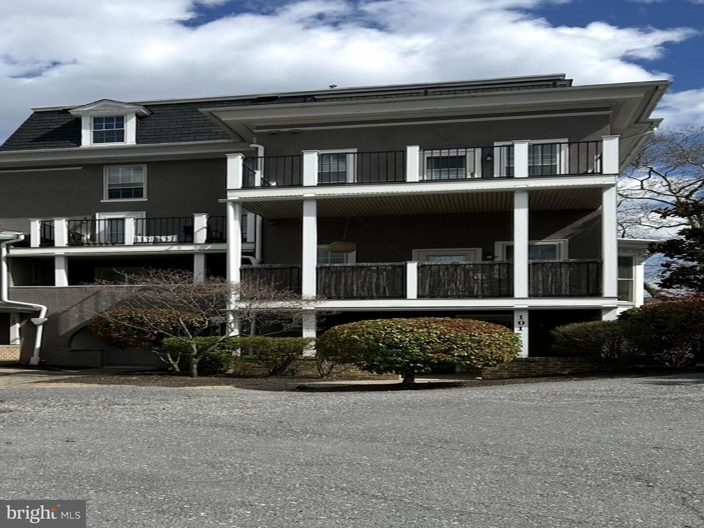 Property Photo:  37 S Prospect Street 101  MD 21740 