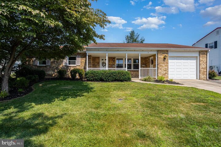 Property Photo: 605 Cocklin Street PA 17055