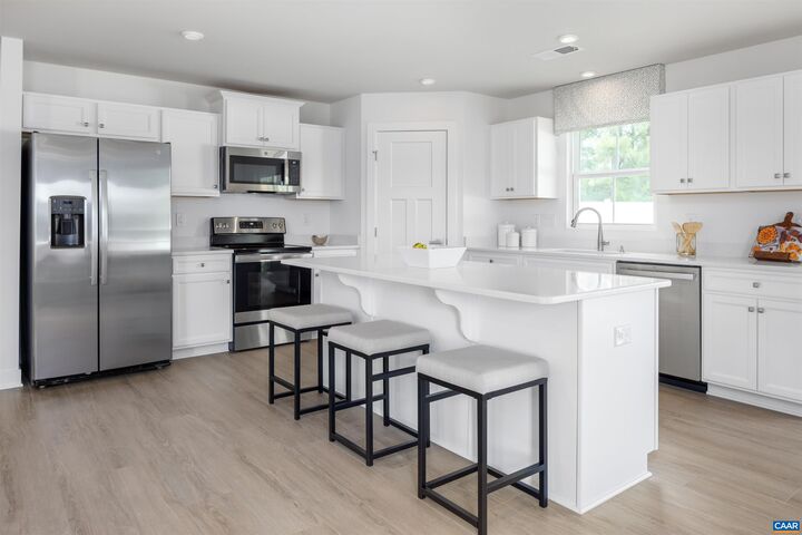 Property Photo: 117 Gunnison Dr VA 22923