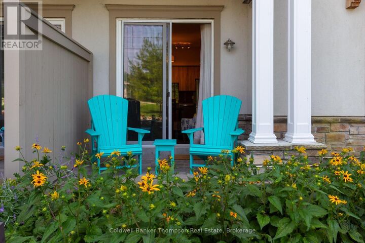 Property Photo:  25 Pen Lake Point Road 110  ON P1H 1A9 