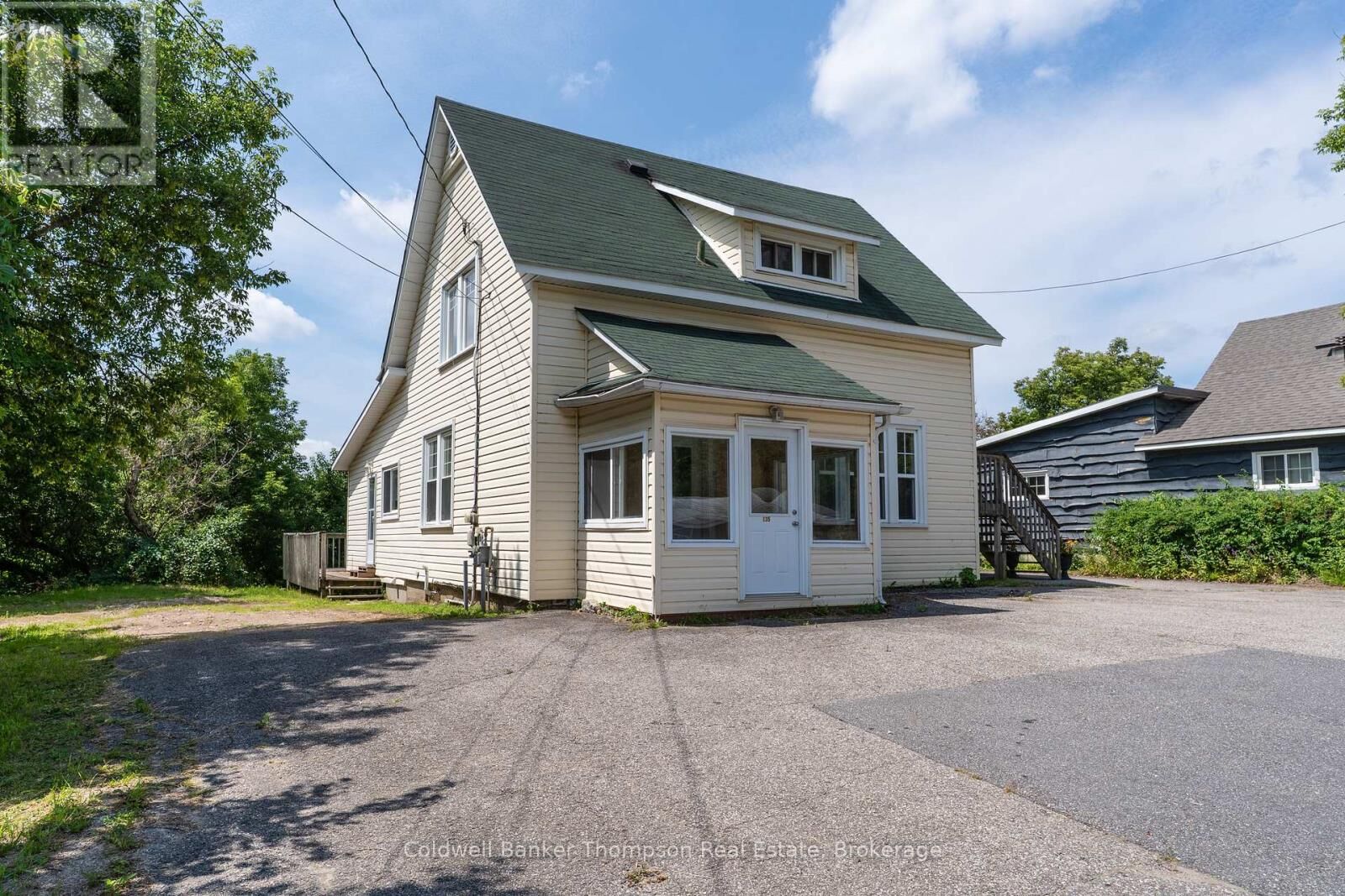 Photo de la propriété:  135 Ontario Street  ON P0A 1C0 