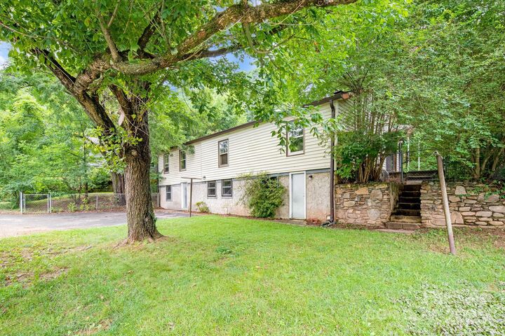 Property Photo: 32 Rhudy Road NC 28806