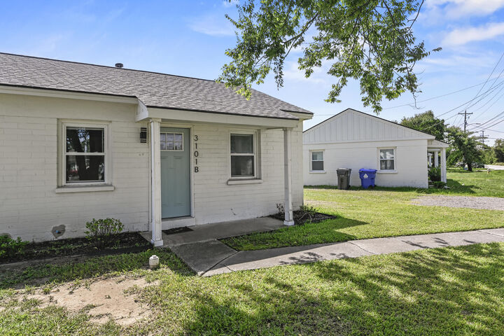 Property Photo:  3101 Azalea Drive # B  SC 29405 