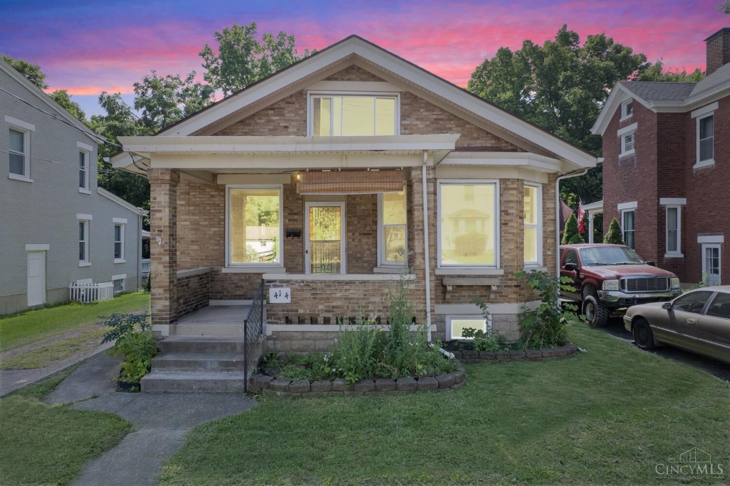 Property Photo:  414 Dexter Avenue  OH 45215 