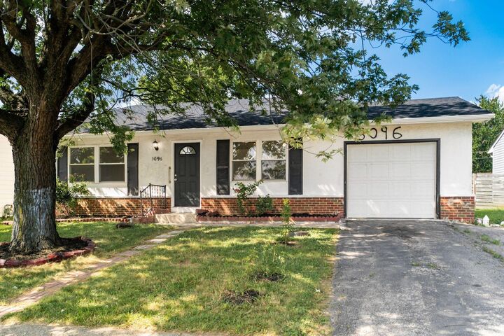 Property Photo: 3096 Chelford Drive OH 43219