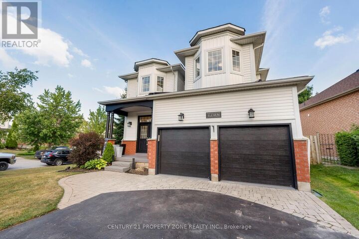 Property Photo:  11 Kensington Trail  ON L4N 0K5 