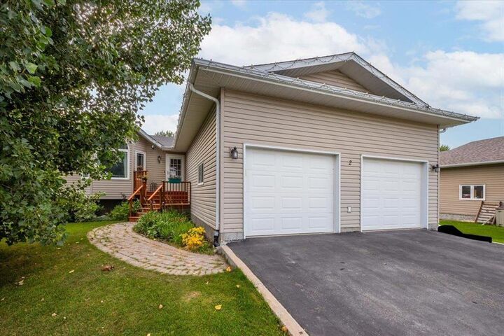 2 Legault Lane  Elie MB R0H 0H0 photo