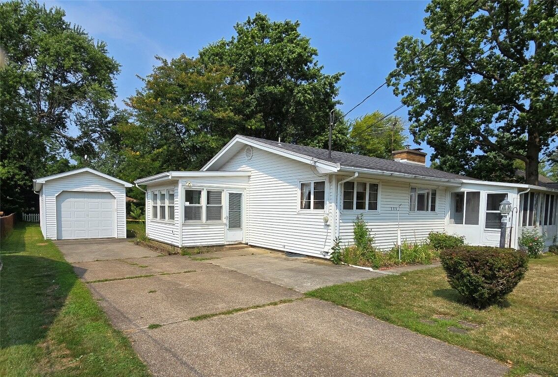 Property Photo: 3002 Bement Street PA 16506