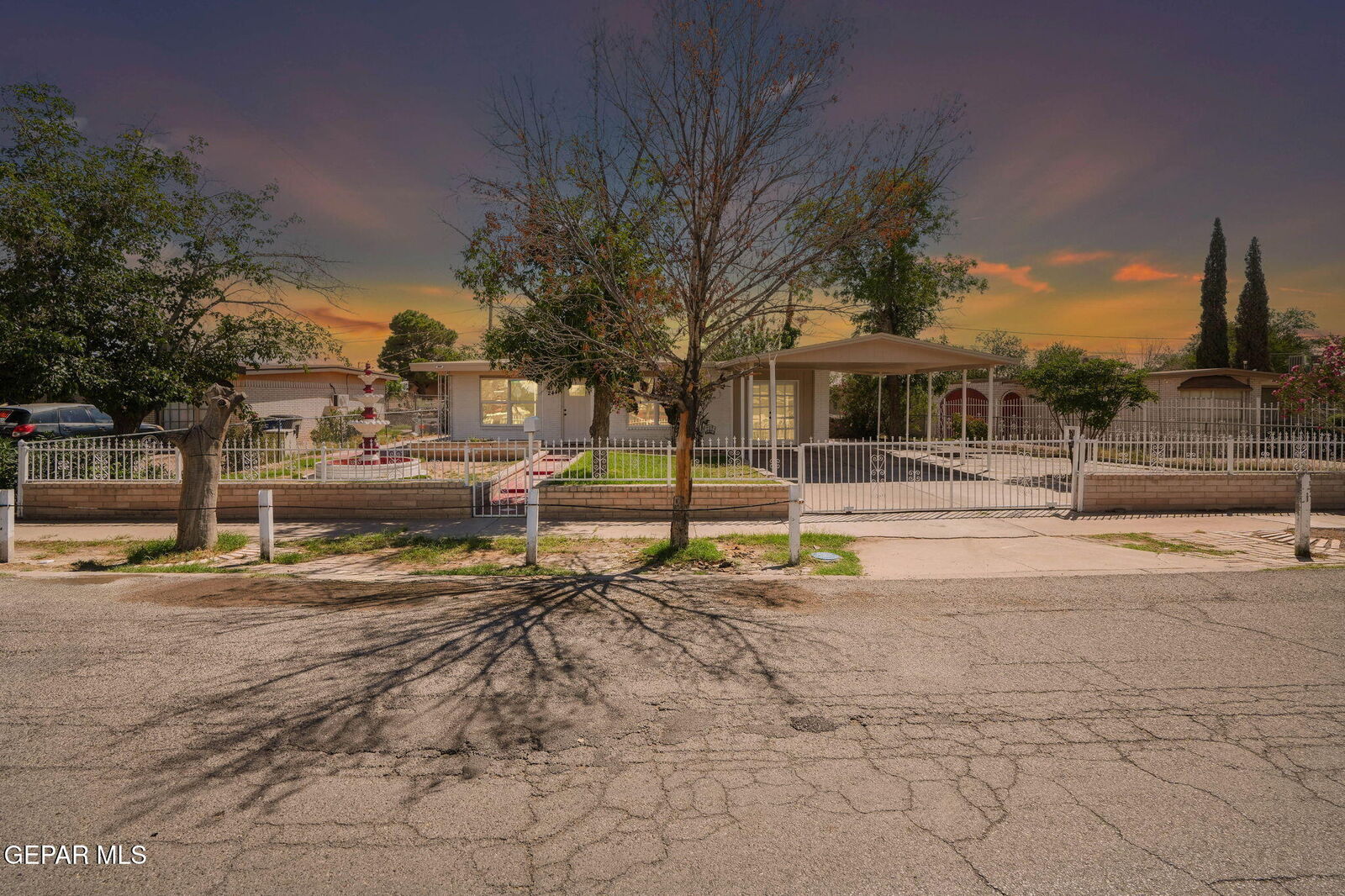 Property Photo: 244 Link Drive TX 79907